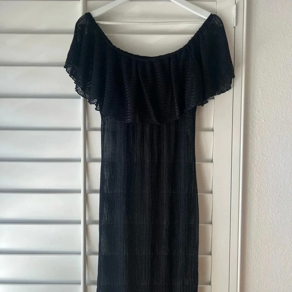 ELLEJAY NEW Cori Off the Shoulder Mesh Lace Cover Up Dress - Picture 4 of 7